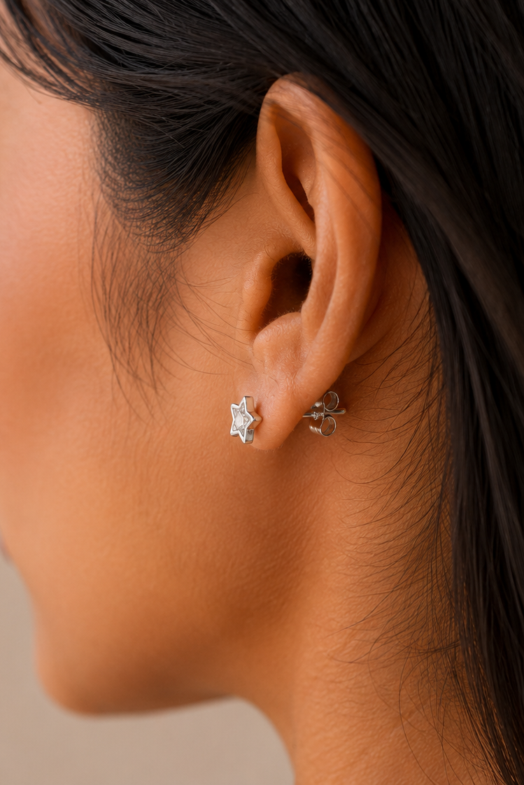 Star Stud Earrings - Silver