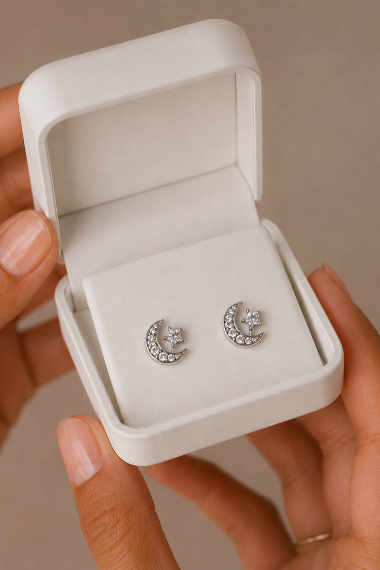 Moon & Star Stud Earrings - Silver